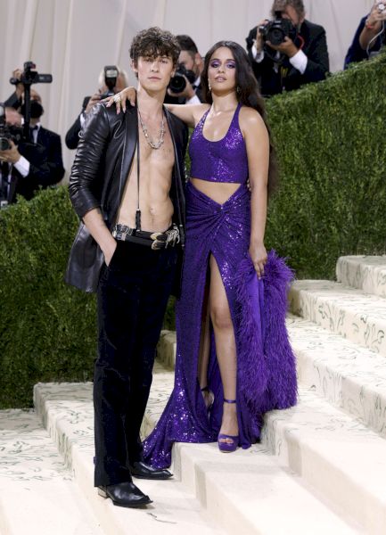 Shawn Mendes et Camila Cabello sur le tapis rouge du gala du MET 2021 en couple