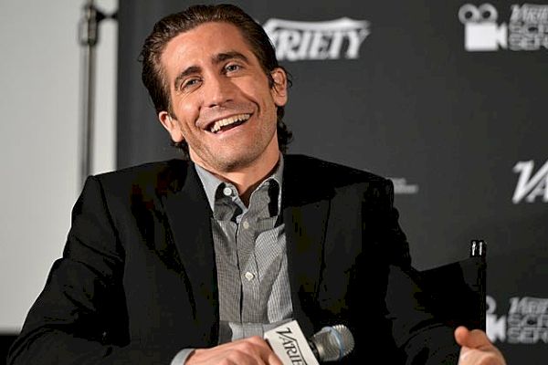 Jake Gyllenhaal se déshabille sur le plateau de 'Everest'