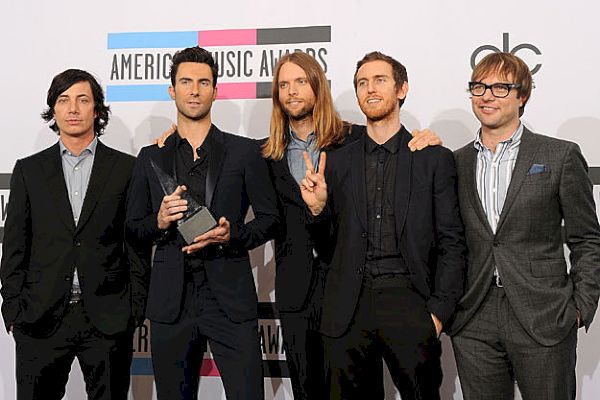 Écoutez les démos de Maroon 5's 'Songs About Jane